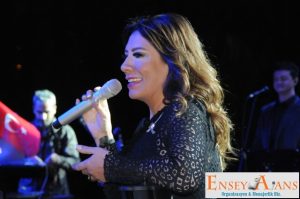 Işın Karaca Tek Yetkili Menajeri Telefonu,