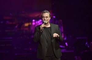 Sanatçı Kutsi Konser Ücreti Fiyatı,