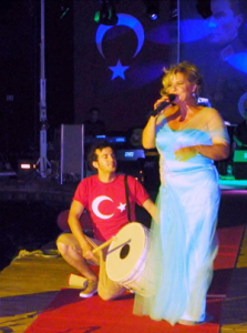 Sanatçı Müşerref Akay Menajerlik İletişim,