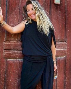 Sanatçı Pınar Aylin Yetkili Menajeri İletişim,