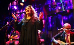 Sabahat Akkiraz Sahne Menajeri,