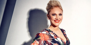 Zeliha Sunal Sahne Fiyatı,