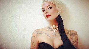 Berna Öztürk Yılbaşı Sahne Fiyatı,