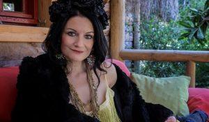 Jehan Barbur Menajerine Nasıl Ulaşırım,