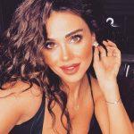 Günel Zeynelova Menajeri Kim,