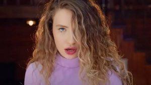 Irmak Arıcı Resmi Menajeri,