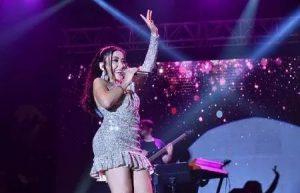 Melek Mosso Menajeri İletişim,