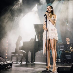 Melike Şahin Telefonu Menajeri Kim,