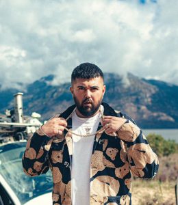 Summer Cem Telefonu Menajeri Kim,