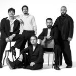 Mavi Gri Gülay festival sahne performansı,