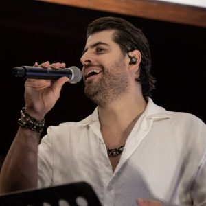 Sinan Güleryüz otel konseri,